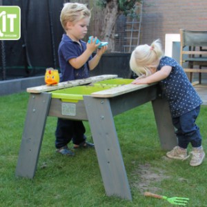 Exit Aksent Zand- en Watertafel L met parasol en kinder tuingereedschap