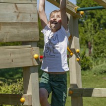 Speeltoestel Crossfit  is een leuke houten aanwinst voor in uw achtertuin