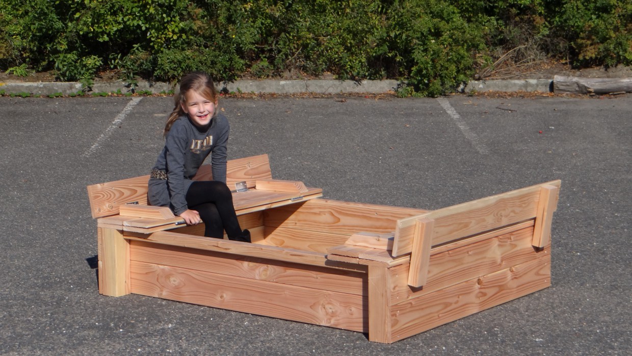 Zandbak Cubic Twist Houten zandbak met deksel