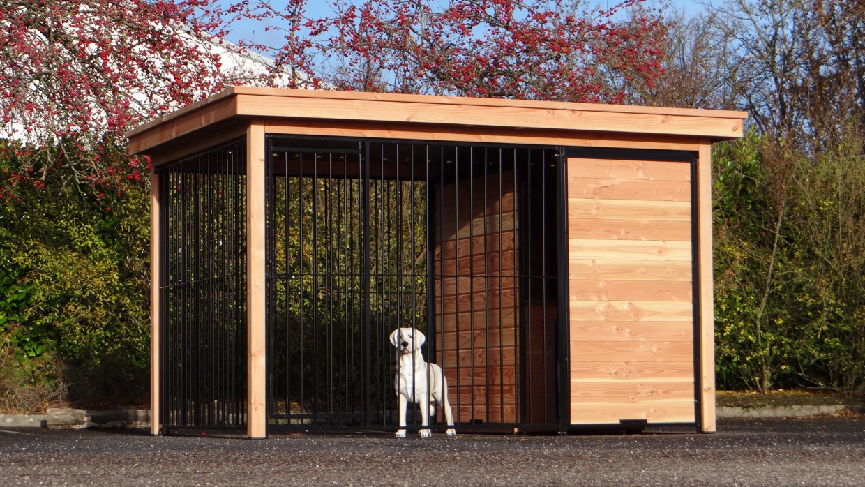 Pikken Centrum Absoluut Hondenkennel Fix zwart | Douglas houtkader 3x2m