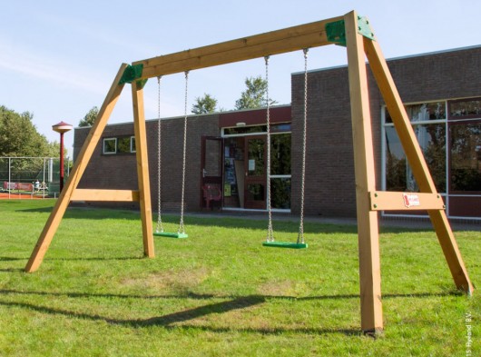 Schommel voor professioneel gebruik: Hy-Land Classic Swing Set