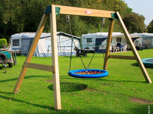 Hy-Land Nest Swing set