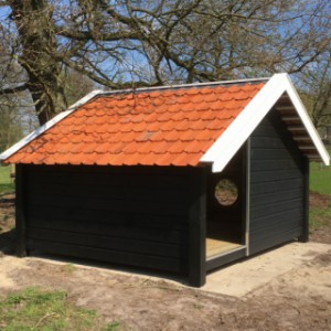 Prachtig en ruim boerderijdierenhok.