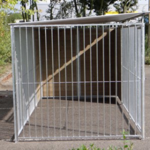 Hondenkennel FIX Inclusief dak 4x2m