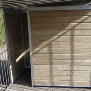 Hondenkennel FIX met half dak 3x2m