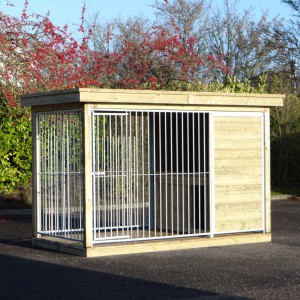 Hondenkennel FIX met houtkader, houten vloer, luxe dak en nachthok Block 352x190cm