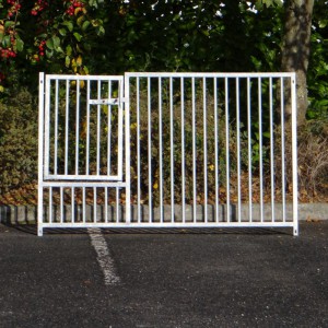 Puppyren paneel met deur 150x95cm