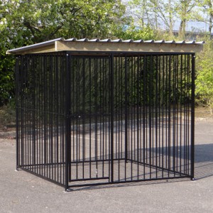 Hondenkennel FLINQ Zwart met dak Extra - vuren hout 235x220cm