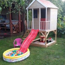 Speelhuis Summer Adventure House | de glijbaan is beschikbaar in diverse kleuren