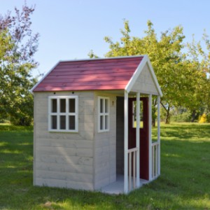 Speelhuisje Nordic Adventure House is voorzien van een houten vloer