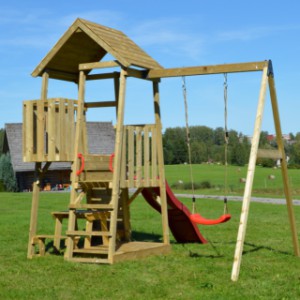 Houten speeltoestel Junior Activity Tower om lekker op te spelen!