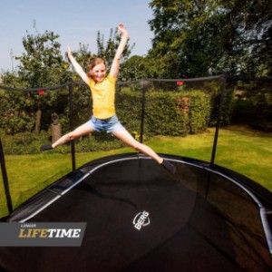 Trampoline BERG Grand Favorit Zwart - met net Comfort Ovaal 520x340cm