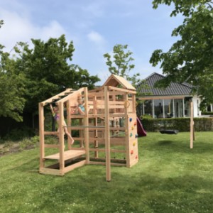 Speeltoestel Ranch met wiebelende touwbrug Wave DLX, een schommel en een glijbaan