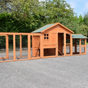 Kippenhok Holiday Medium met ren Space en Functional | de ren kan zowel rechts als links geplaatst worden