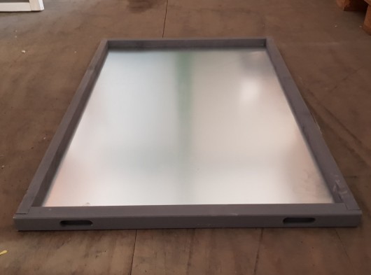 Schuiflade voor dierenhok grijs 63x90x3,5cm