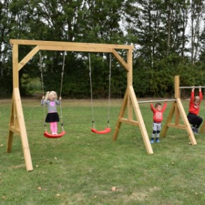 Houten speeltoestel als Dubbele schommel met Dubbel duikelrek (geïmpregneerd)