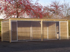 Hondenkennel Forz 2x6 meter met nachthok en vlondertje