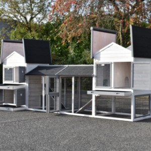 Kippenhok Double Prestige Medium heeft vele openingen