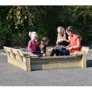 Zandbak Cubic Twist met opklapbare bankjes • geïmpregneerd vurenhout