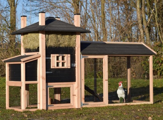 Kippenhok hooiberg Rosa met legnest en overdekte ren 303x114x182cm