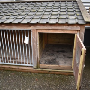 SHOWMODEL hondenkennel Rex 1 met nachthok en vloer