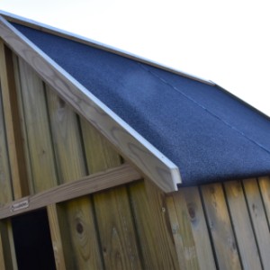 Luxe afgewerkt dak met dakleer (5mm dik)