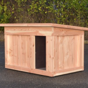 Het hondenhok Block heeft een opening van 27x51cm