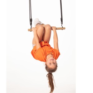 Houten trapeze met zwart BR-touw