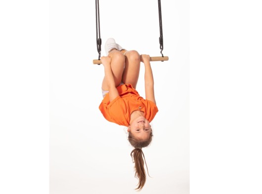 Houten trapeze met zwart BR-touw