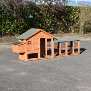 Konijnenhok Holiday Small is uitgebreid met 2 rennen