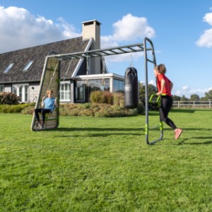 Oefenen en spelen kan tegelijkertijd op de EXIT Getset MB320