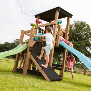 Speeltoren Cascade 120 + glijbanen op maat gezaagd hout Douglas-zwart / Blue Rabbit