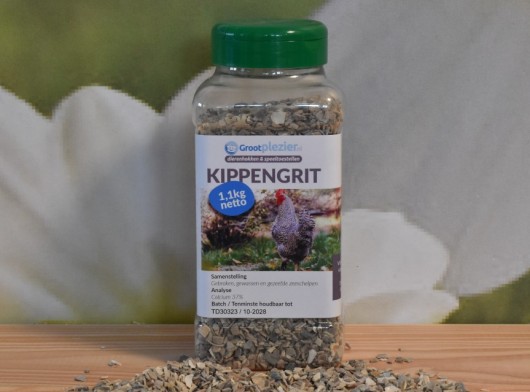 Kippengrit in handige strooibus 1,1kg