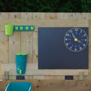 Zandbak Compact L deluxe - de modderkeuken en het krijtbord maken elk spel compleet
