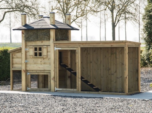 Kippenhok hooiberg Rosa met legnest en aanbouwren 299x114x180cm