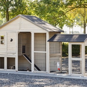 Konijnenhok Holiday Large met extra uitloopren 366x93x195cm