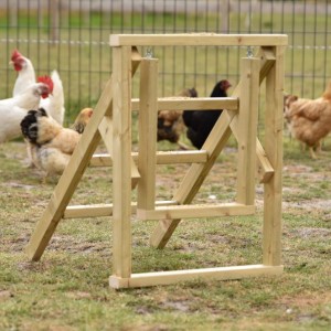 Kippen trap 47x56x59cm