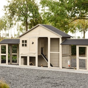 Konijnenhok Holiday Large met dubbele ren 489x100x195cm