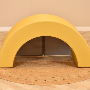 kinderen kunnen al hun fantasie kwijt in de veelzijdige speelboog