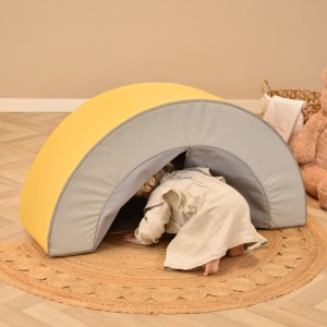 Als je de boog op zijn kop zet kan je er een tentje van maken