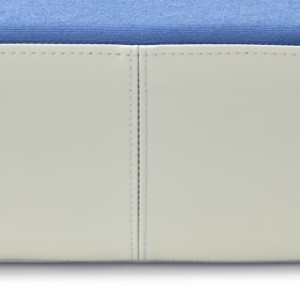 Speelkussen M blauw/crème met afgeronde hoeken is gemaakt van stevig materiaal