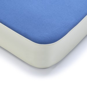 Speelkussen M blauw/crème heeft afgeronde hoeken