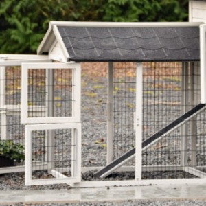 Aanbouwren Space Medium Light-grey heeft handige deuren