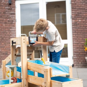 EXIT AquaFlow waterbaan 400: de bovenste bakken zijn in hoogte verstelbaar voor nog meer speelplezier.