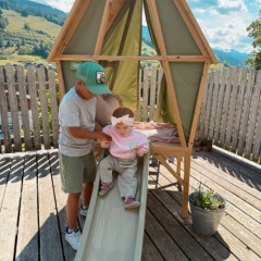 De EXIT Yuki 350 staat garant voor eindeloos speelplezier in de tuin.