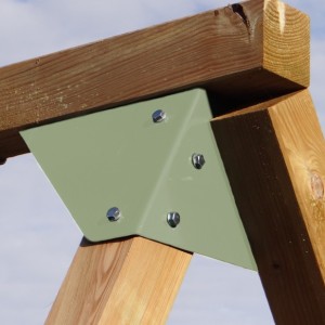 Schommel Succes heeft hoekstukken van pastelgroen gepoedercoat metaal