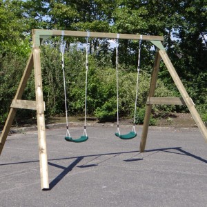 Schommel Subliem Hoog Dubbel met 2 kunststof zitjes - Geïmpregneerd vurenhout · pastelgroen 360x270x243cm