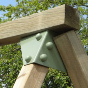 De aanbouwschommel Subliem XL heeft een 12x12cm dikke bovenbalk