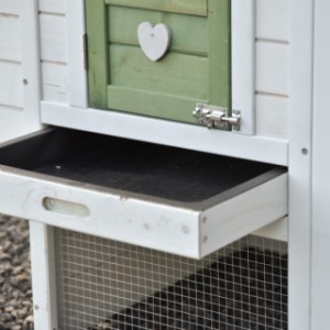 Noah heeft een kunststof uitschuiflade