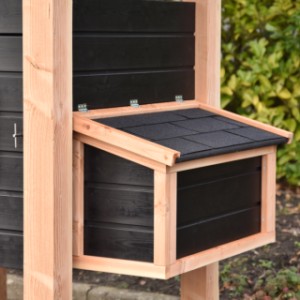 Dit is het legnest van kippenhok Hooiberg Sjors